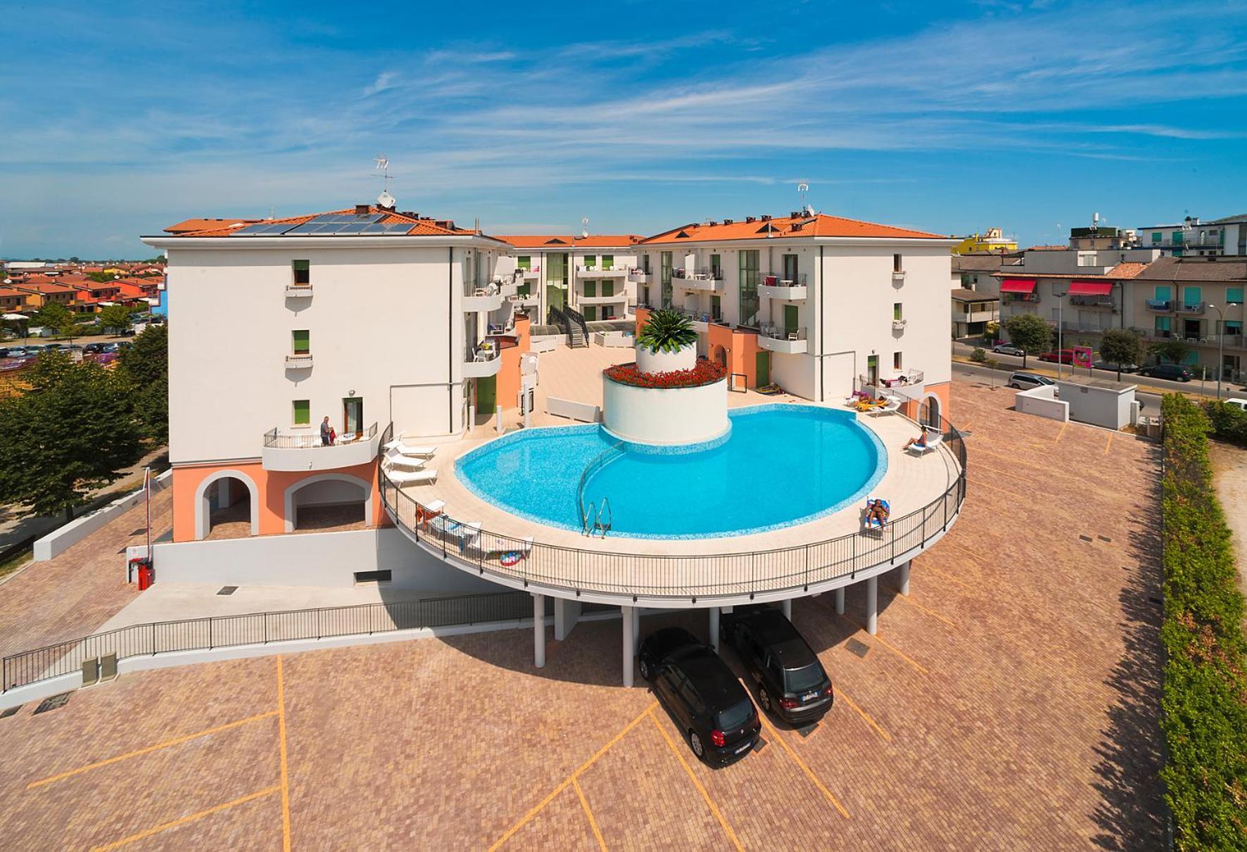 Residence Galleria Gran Mado Каорле Экстерьер фото